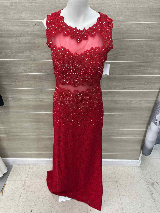 Size 8/10 Red Womens Gown/Evening Wear