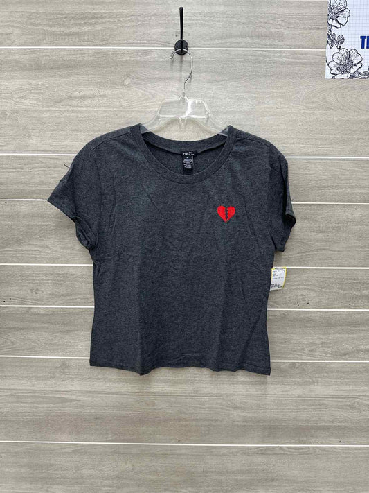 Rue 21 Gray Junior Size XL Shirt