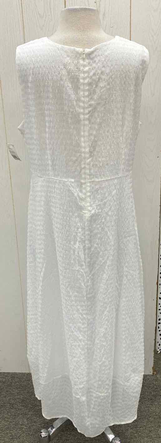 Truth + Style White Womens Size 10/12 Dress