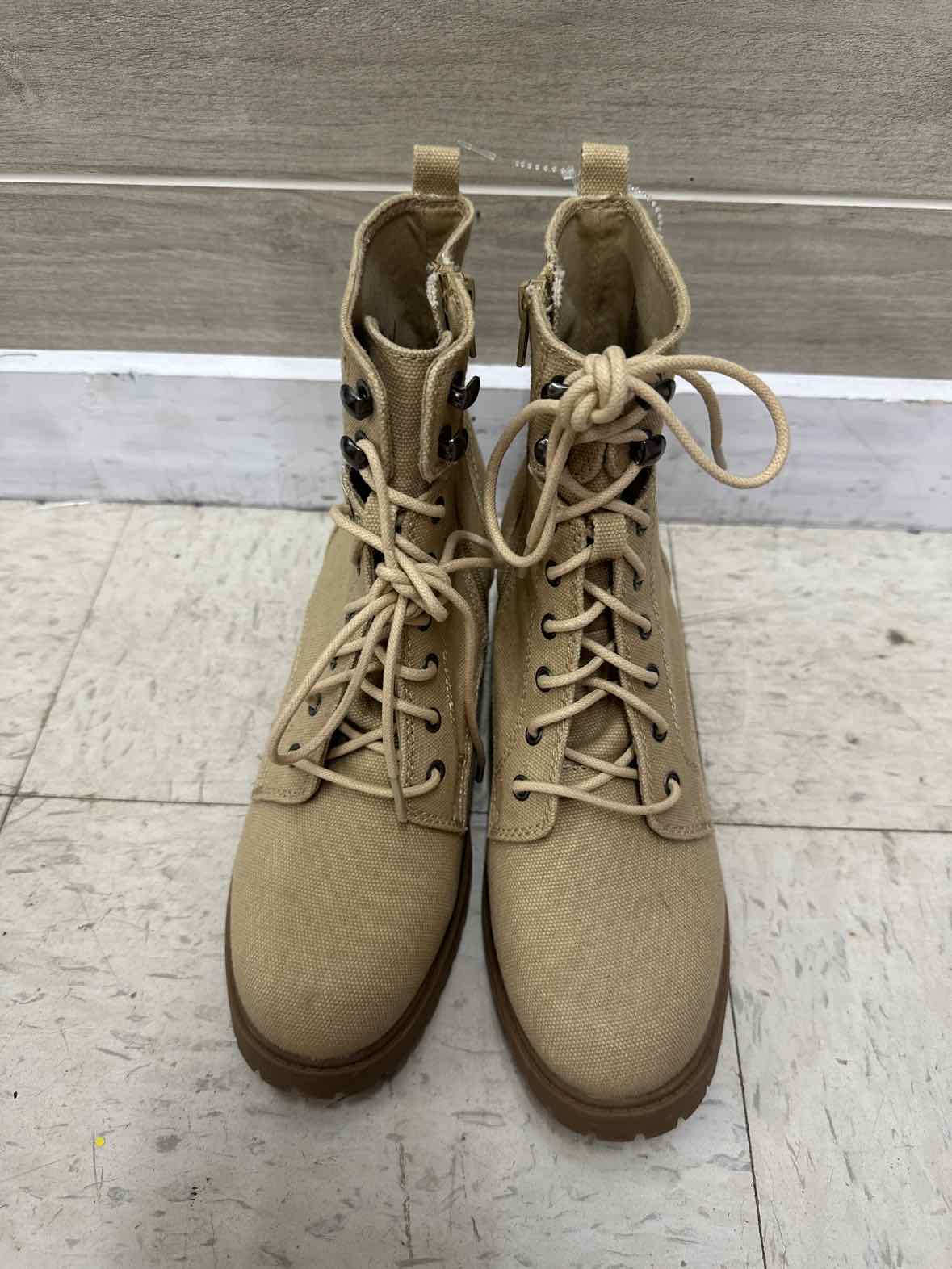 US Shoe Size 9 Tan Womens Boots