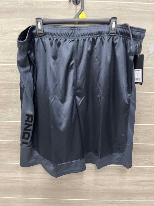 AND1 Size 44 Men Mens Shorts