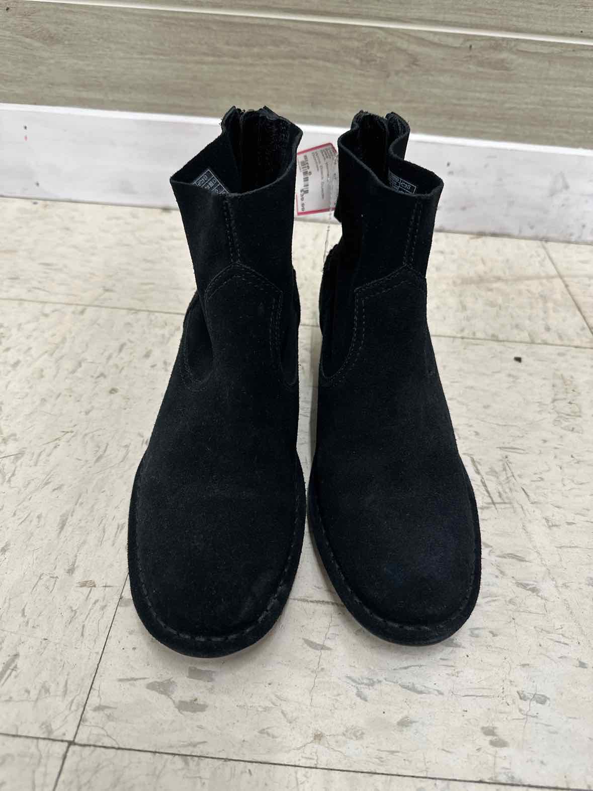 UGG Black Womens Size 6 Boots
