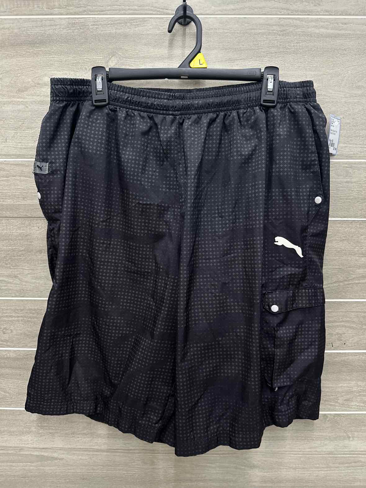 PUMA Size 38 Men Mens Shorts