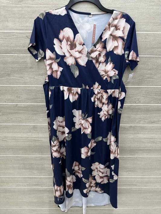 Size M Blue Maternity Dress