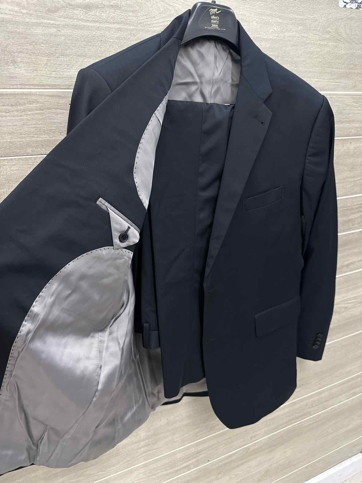 M Tailor Size 48R Men Mens Sport Coat/Suit