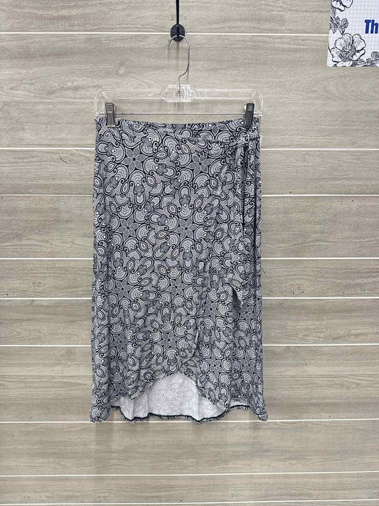 Adrienne Vittadini Size 6 Black Womens Skirt