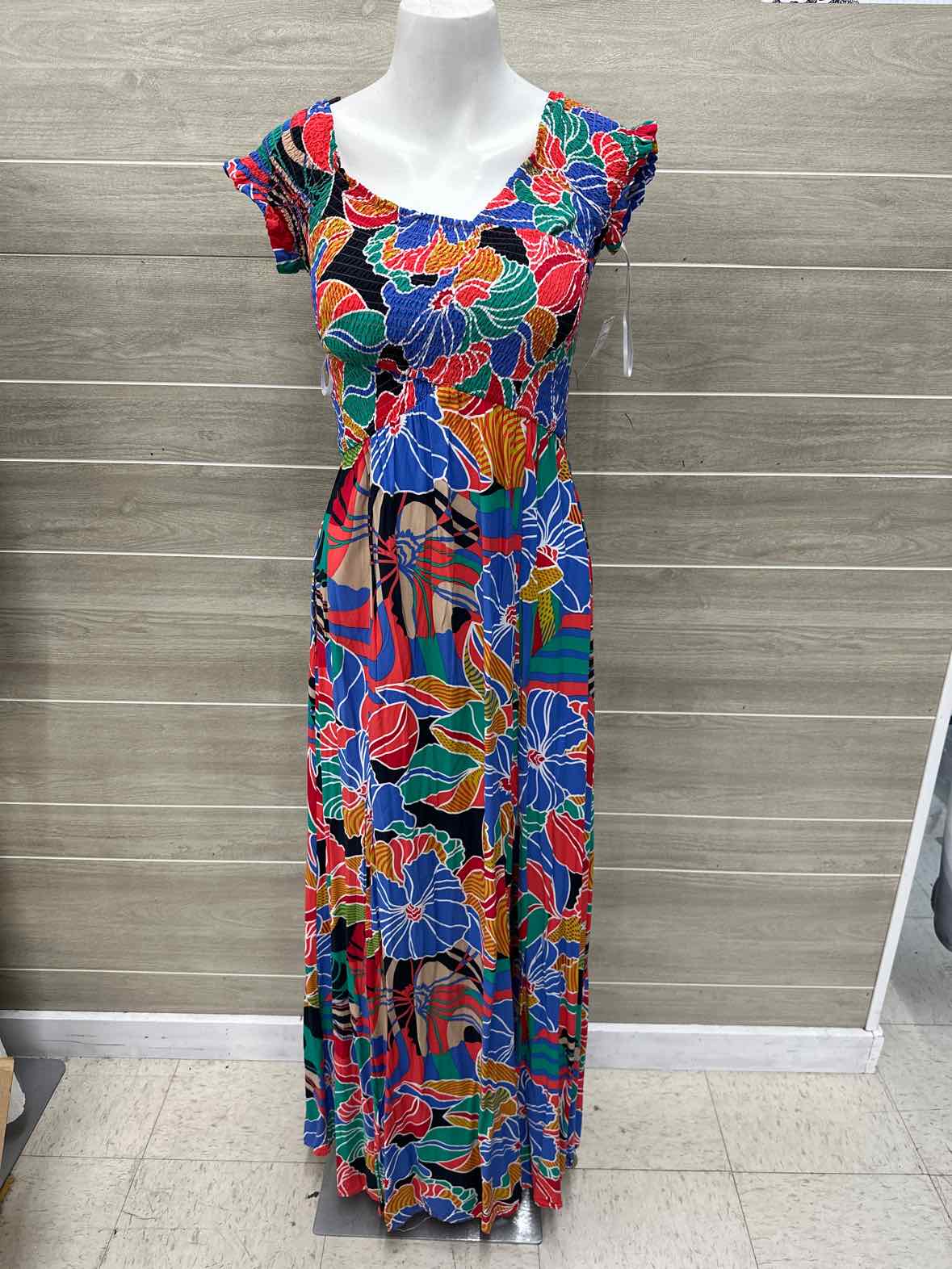 Size 6 Multi-Color Womens Dress