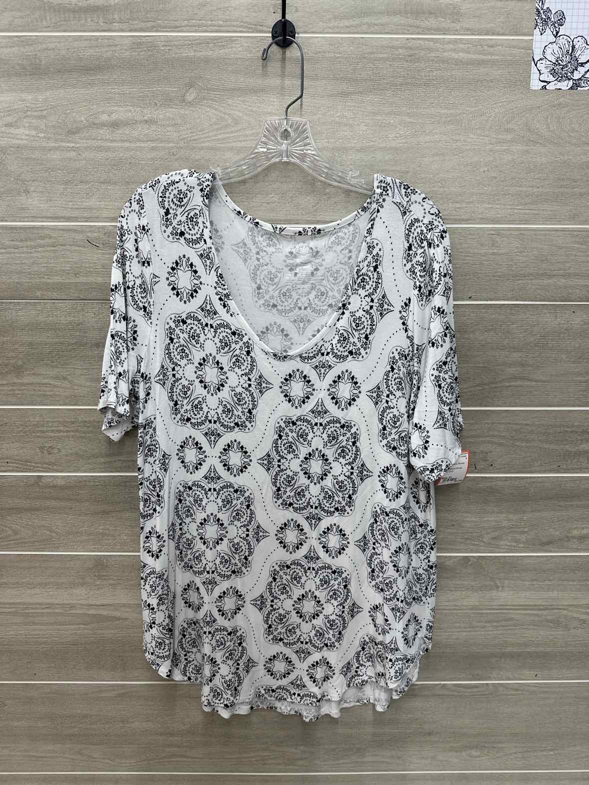 Maurices Size XL Black Womens Shirt