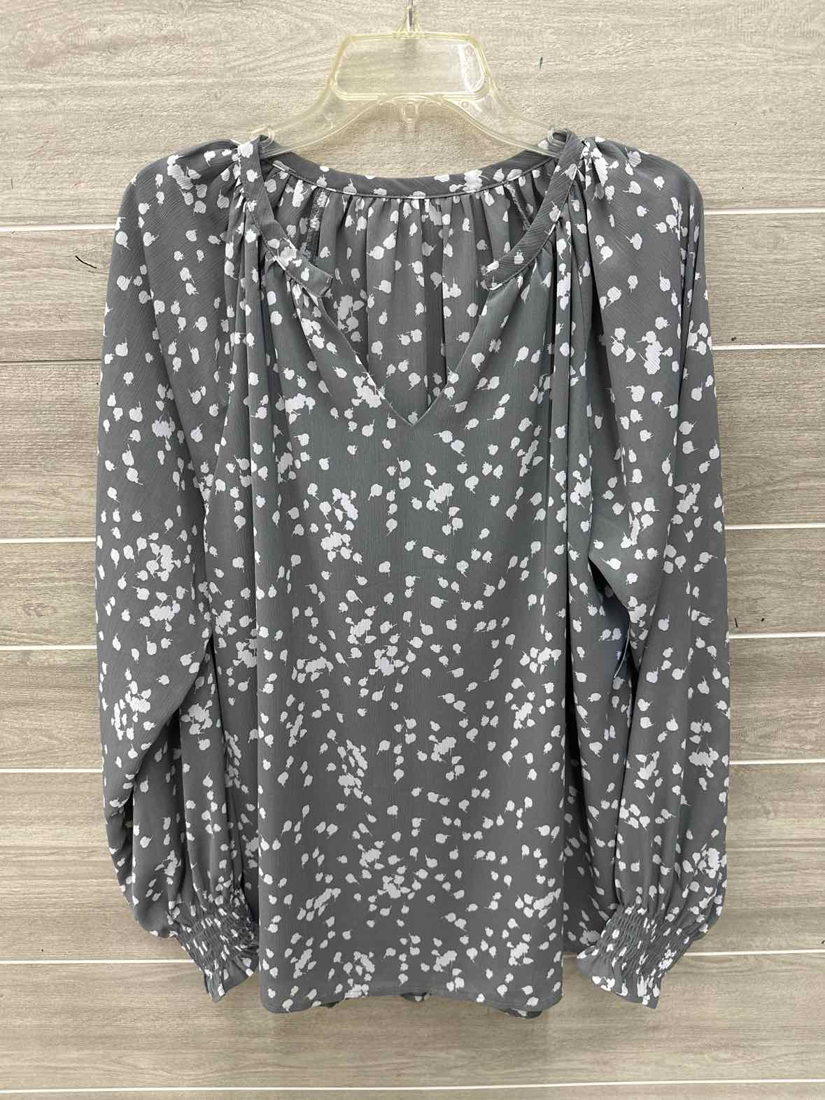 Size 2X Gray Plus Shirt