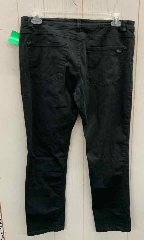 Size 36/32 Mens Pants