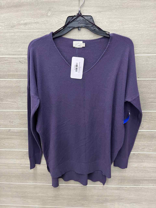 Dreamers Size S/M Purple Womens Sweater