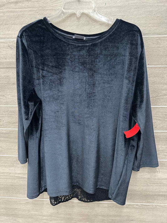 VanHeusen Size XL Black Womens Shirt