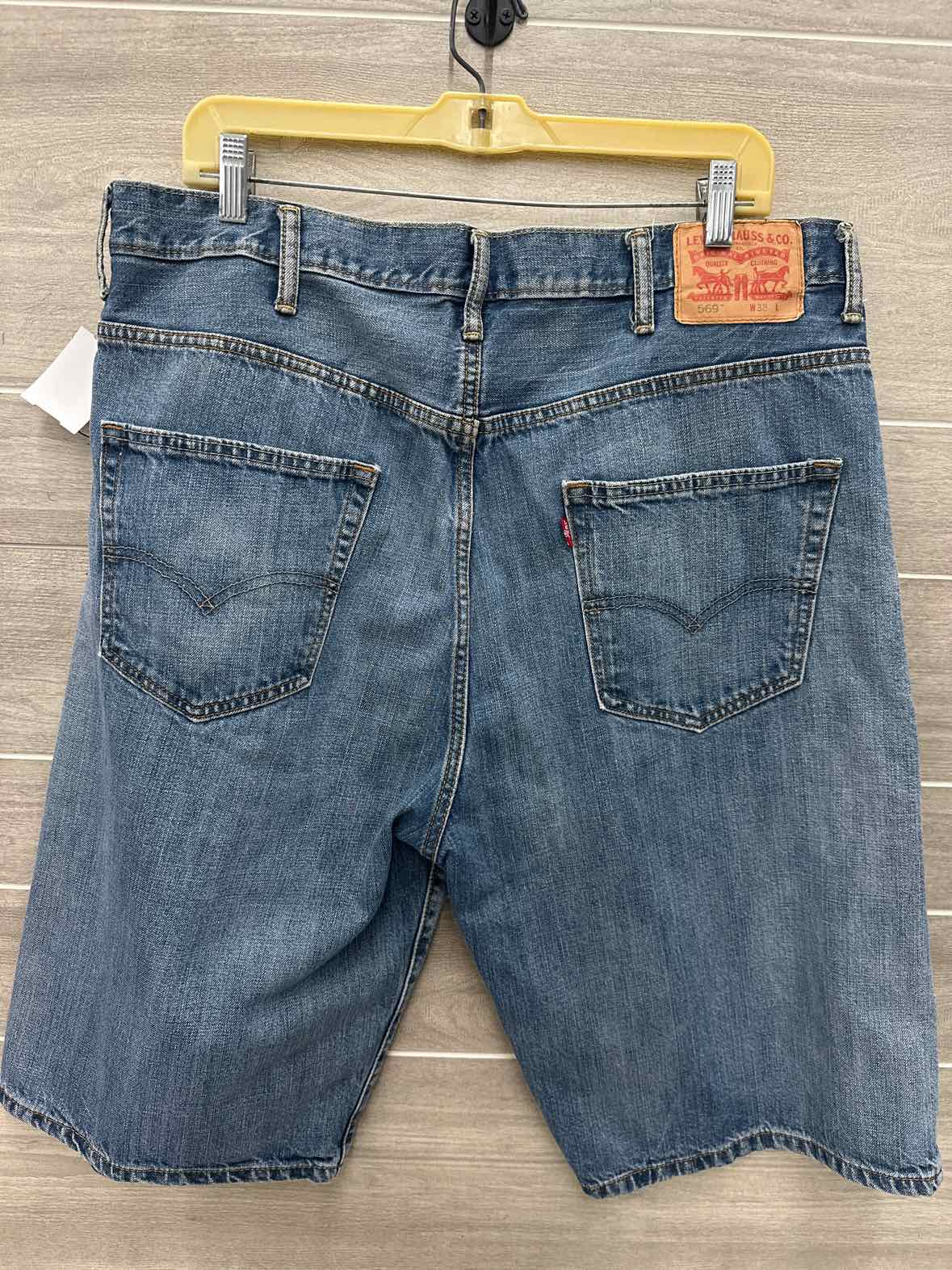 Levis Size 38 Men Mens Shorts