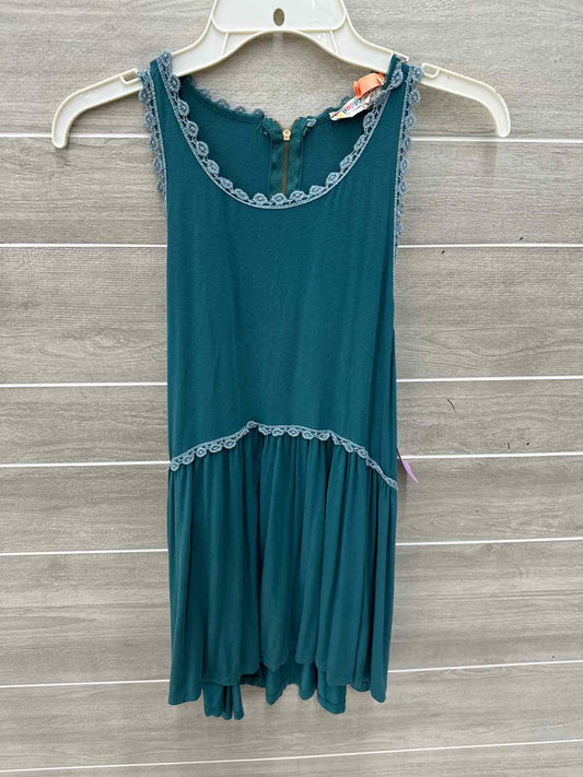 POL Green Womens Size M/L Tank Top