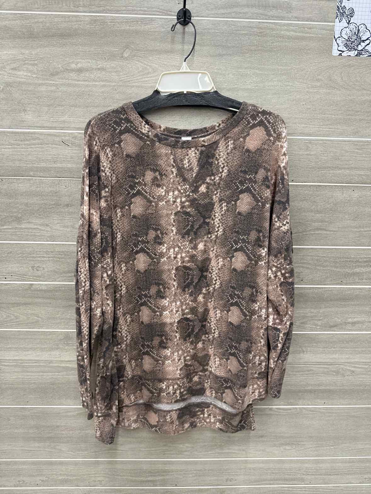 CY Size L Tan Womens Shirt