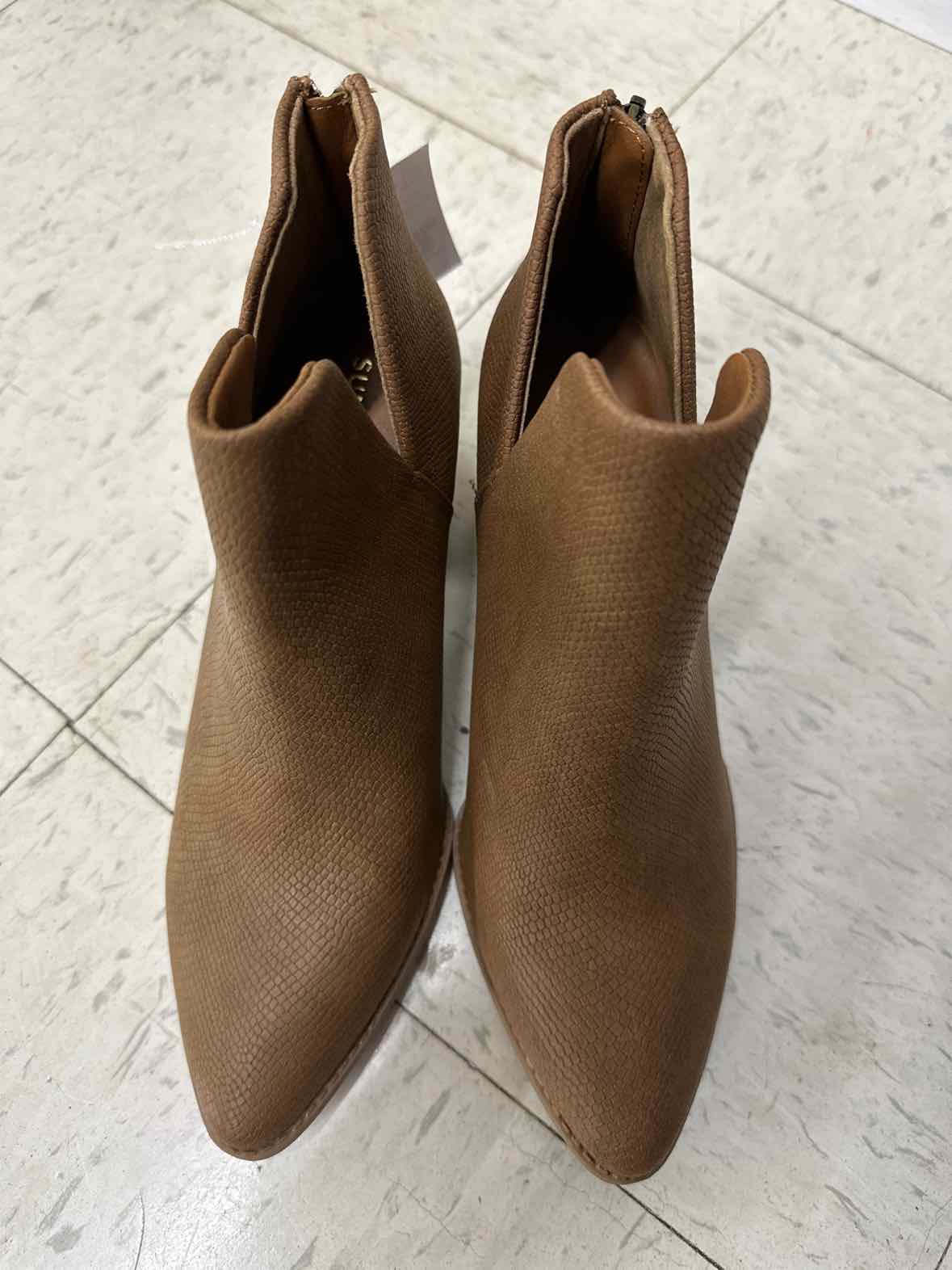 Sun + Stone US Shoe Size 7 Brown Womens Boots