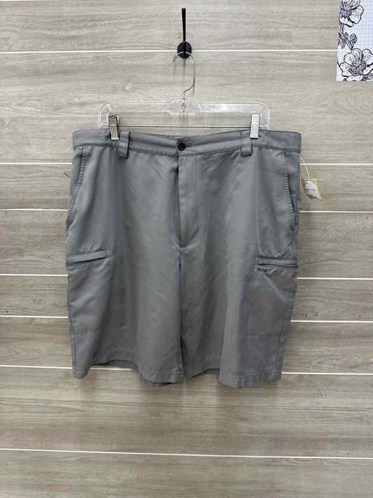 IZOD Size 40 Mens Shorts