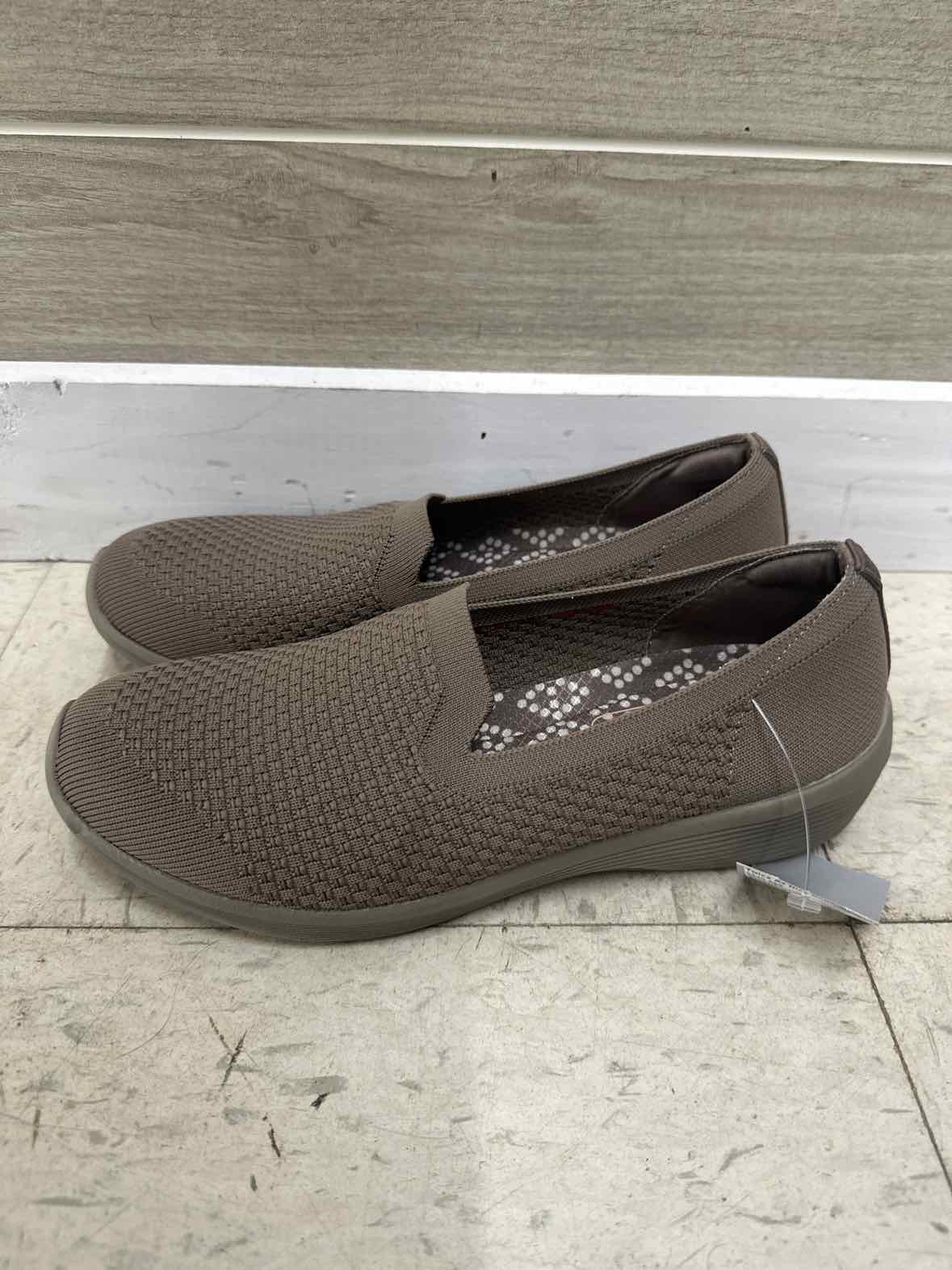 8.5 Skechers Taupe Womens Women Size 8.5 Shoes/Footwear