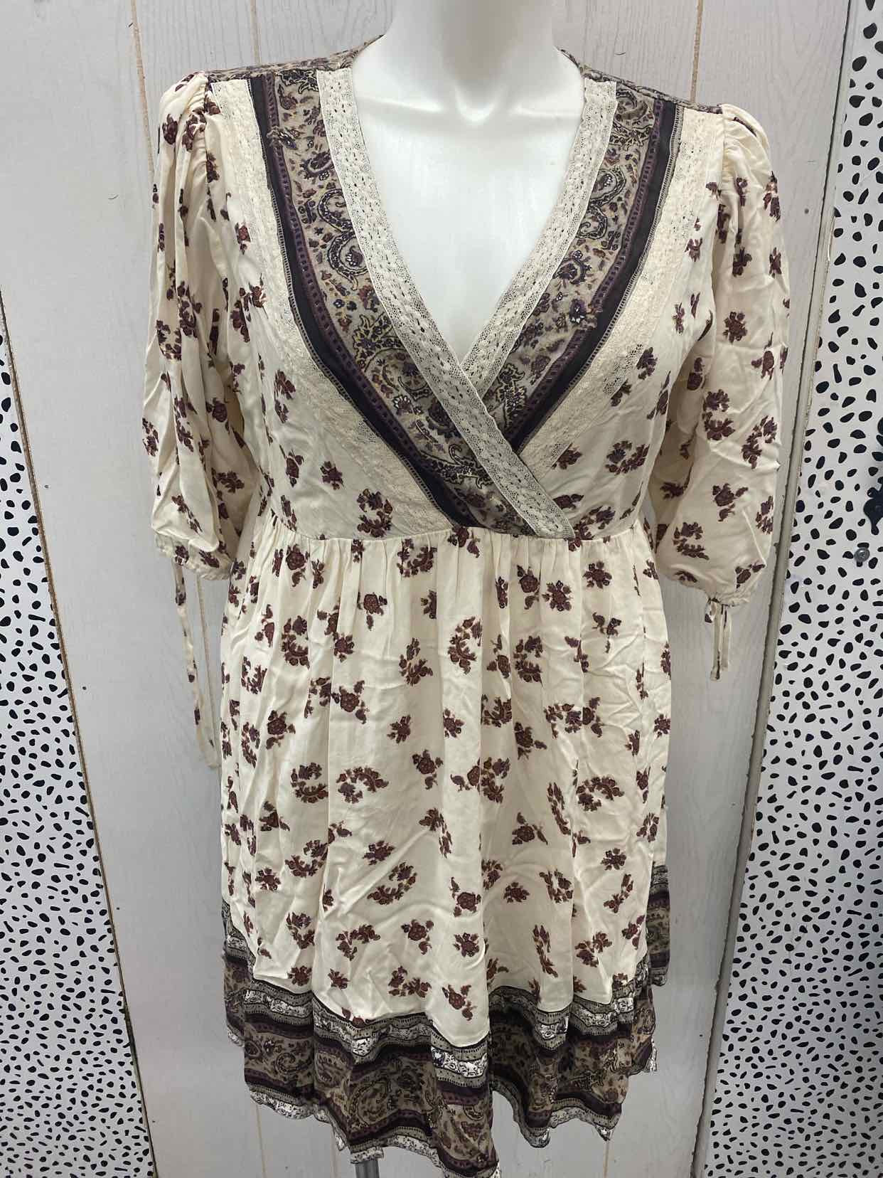 Maurices Cream Womens Size 12/14 Dress