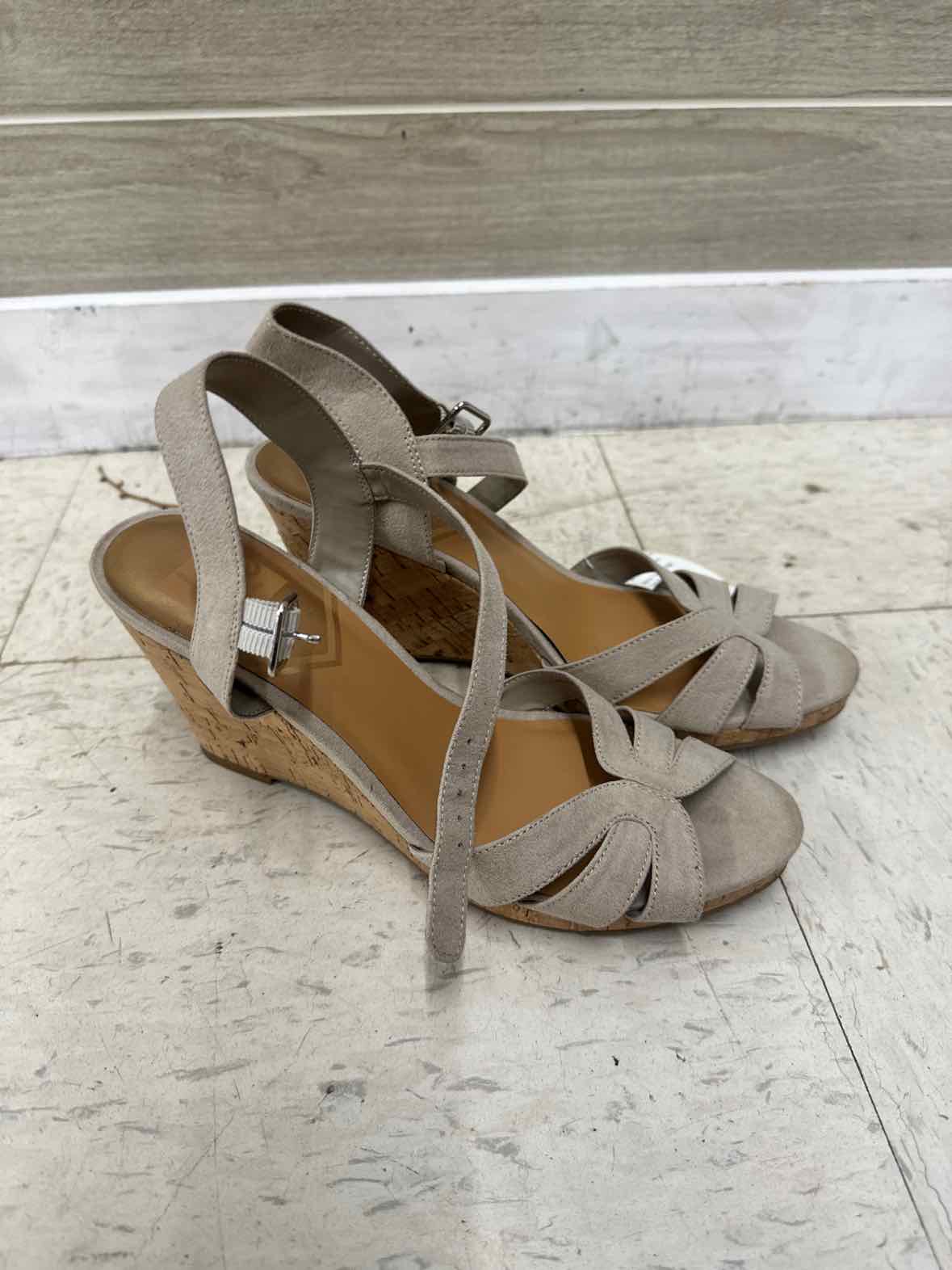 Dolce Vita US Shoe Size 9 Tan Womens Sandals