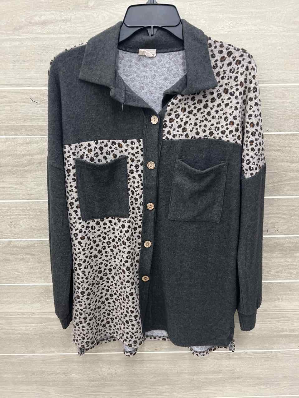 Lovely Melody Size S Gray Womens Shirt