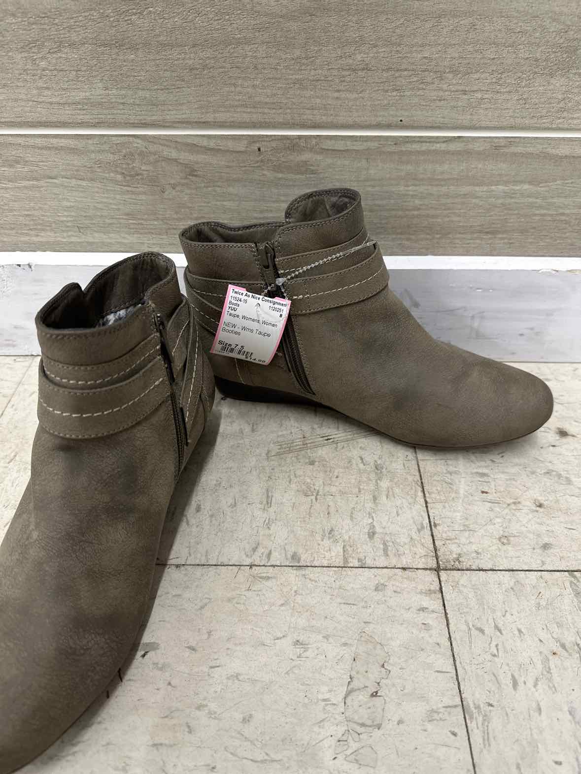 YUU US Shoe Size 7.5 Taupe Womens Boots