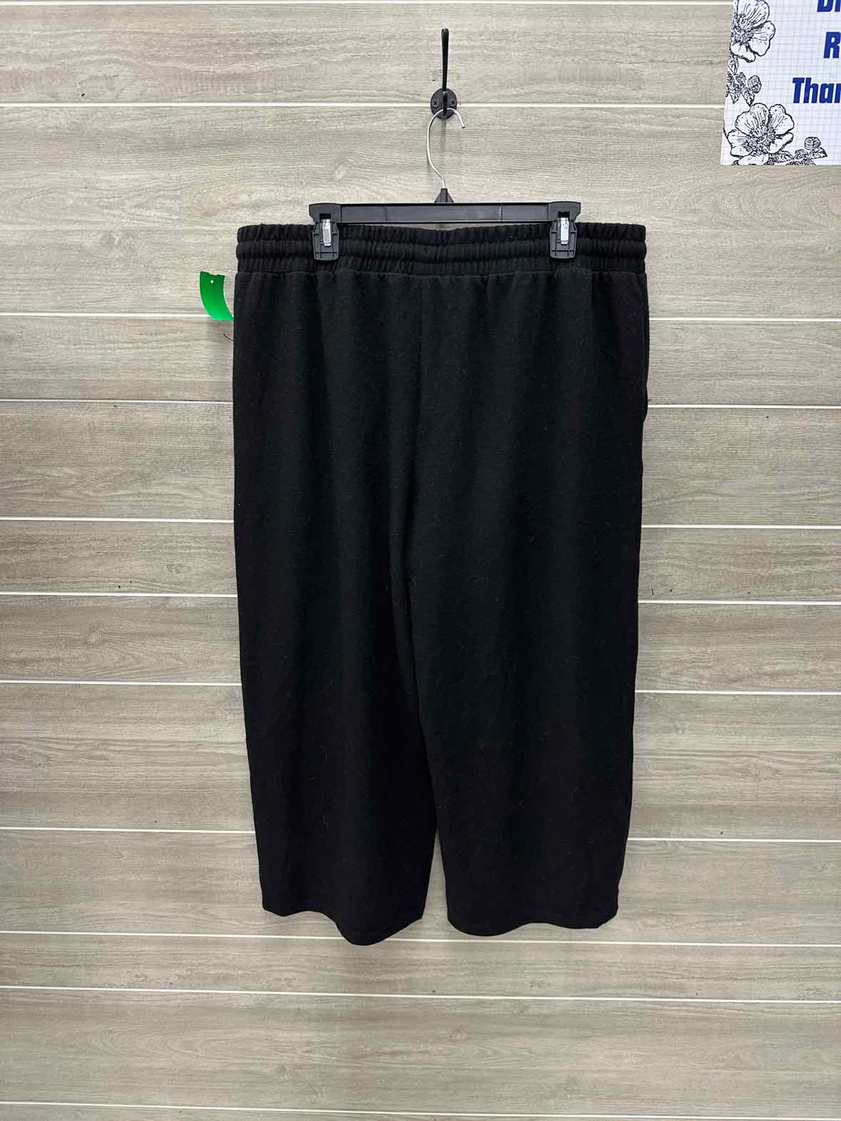 Size 16/18 Black Plus Pants