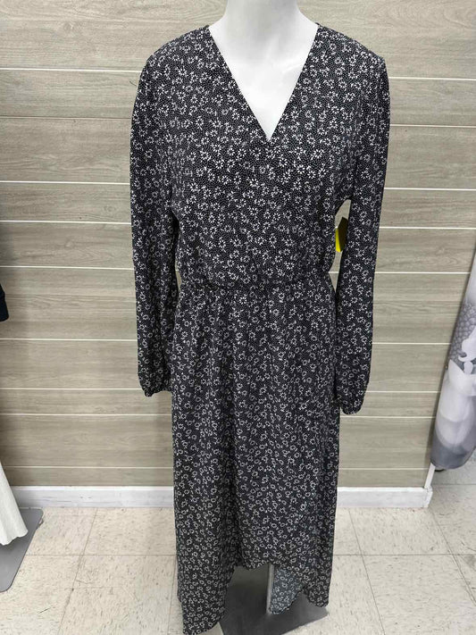 Pretty Garden Size 8 Black Womens Dress