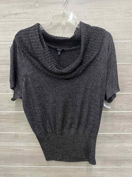 Apt 9 Size 16/18 Black Womens Shirt