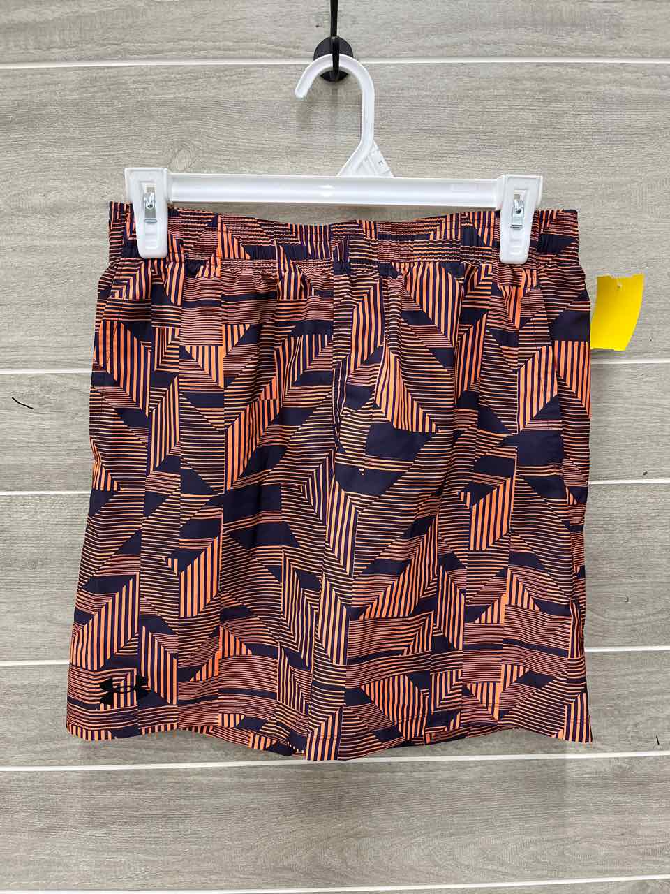 Under Armour Boys Size 12/14 Shorts