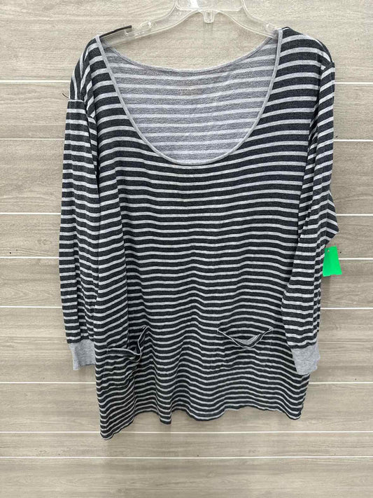 Size 2X Gray Plus Shirt