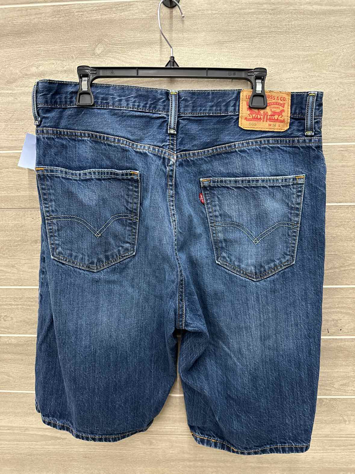 Levis Size 36 Men Mens Shorts