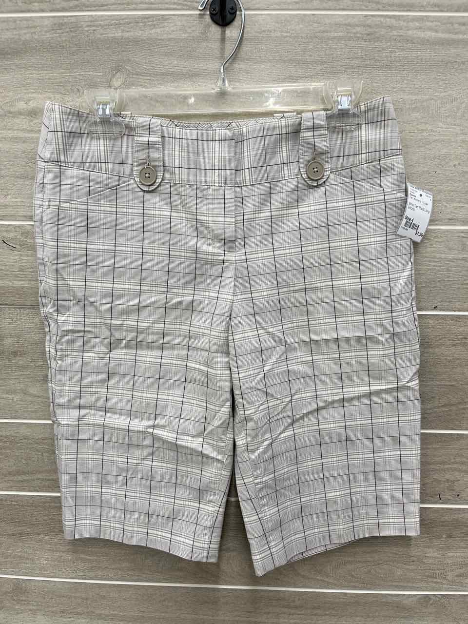 Express Size 4 Tan Womens Shorts