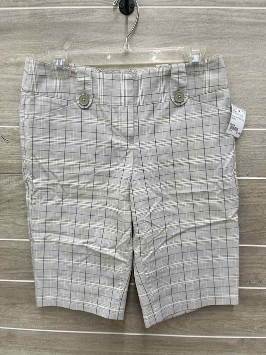 Express Size 4 Tan Womens Shorts