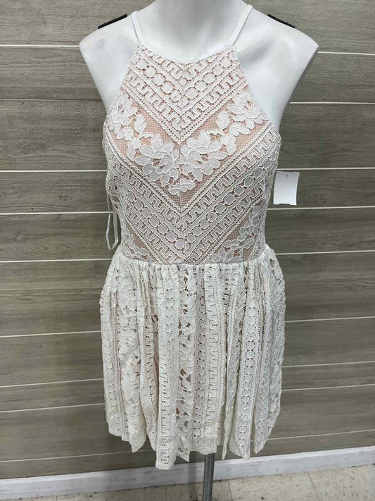 JUMP Size 7/8 White Womens Dress