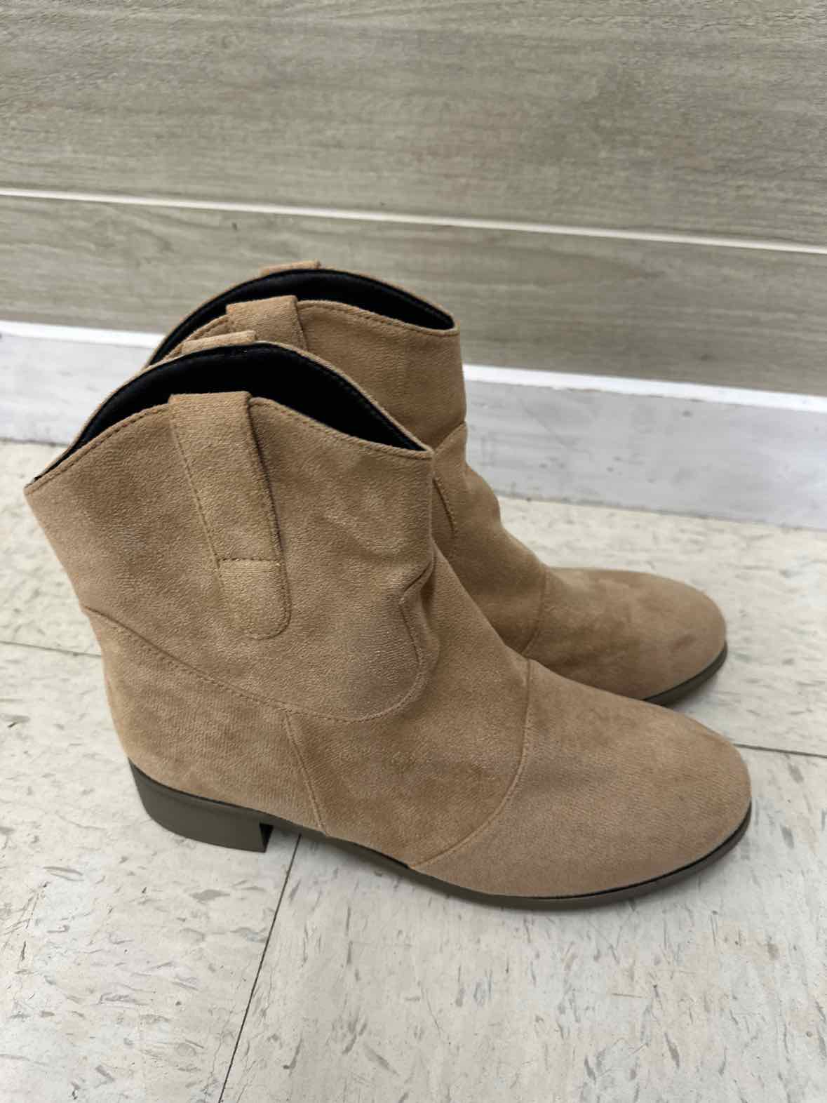 US Shoe Size 10 Tan Womens Boots