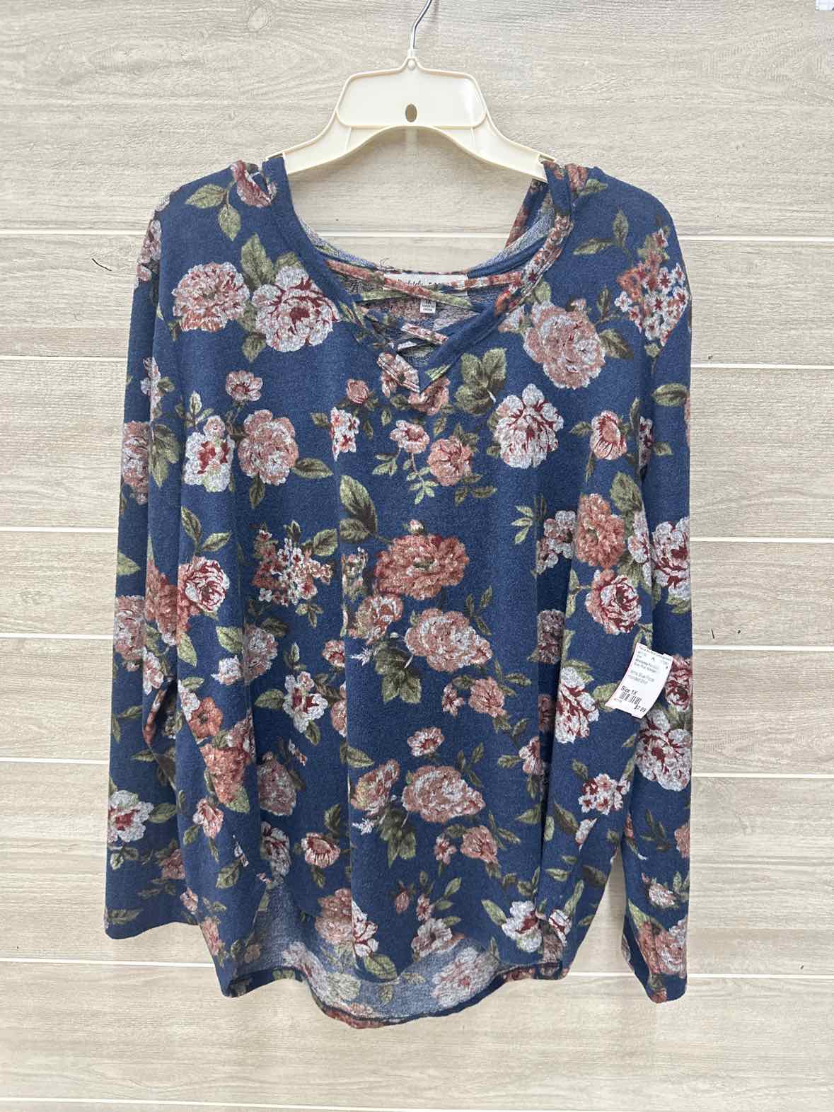 Absolutely Famous Size 1X Blue Plus Shirt