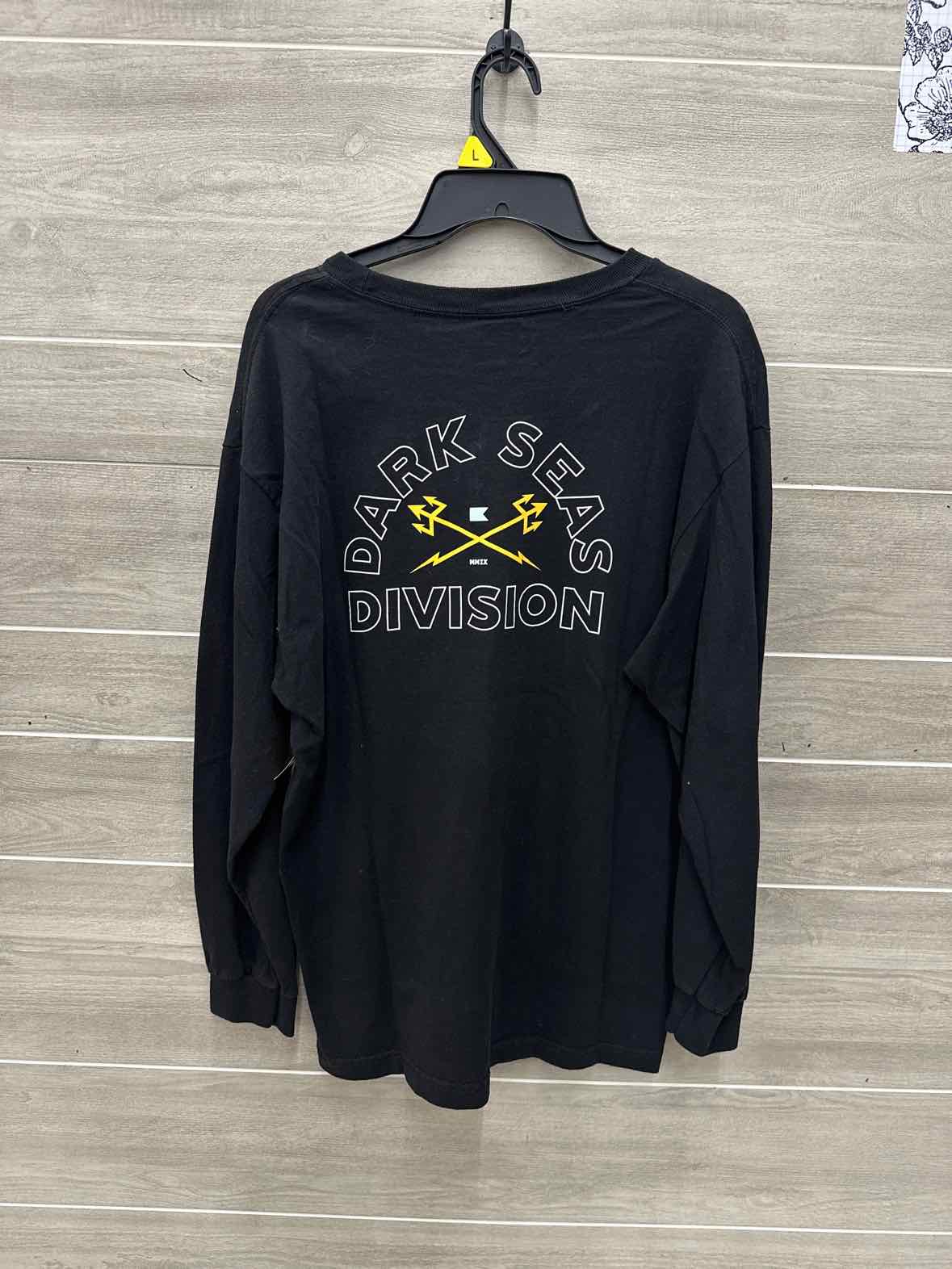 Dark Seas Size L Men Mens T-shirt