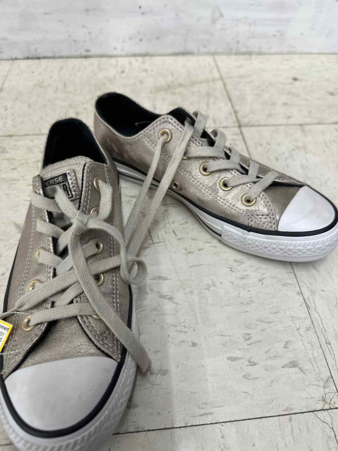 Converse Womens Size 6 Shoes/Footwear