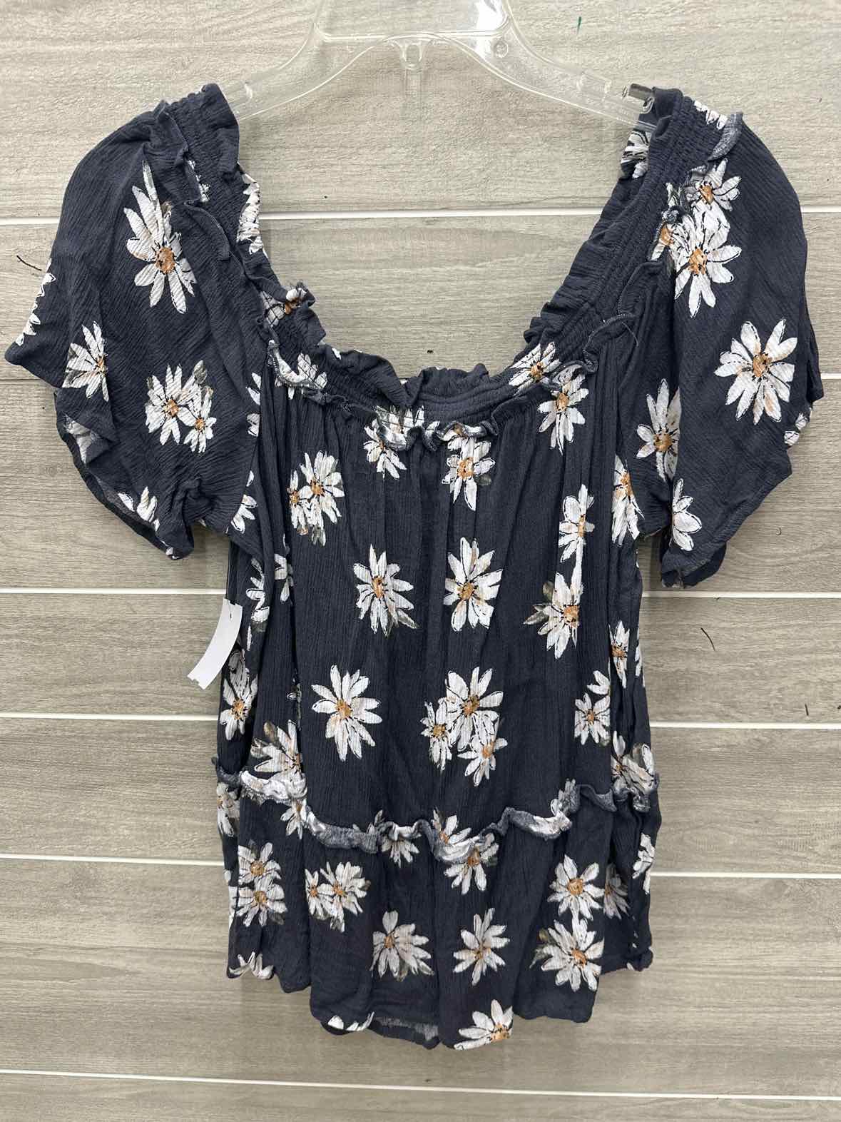 Maurices Size XL Gray Womens Shirt