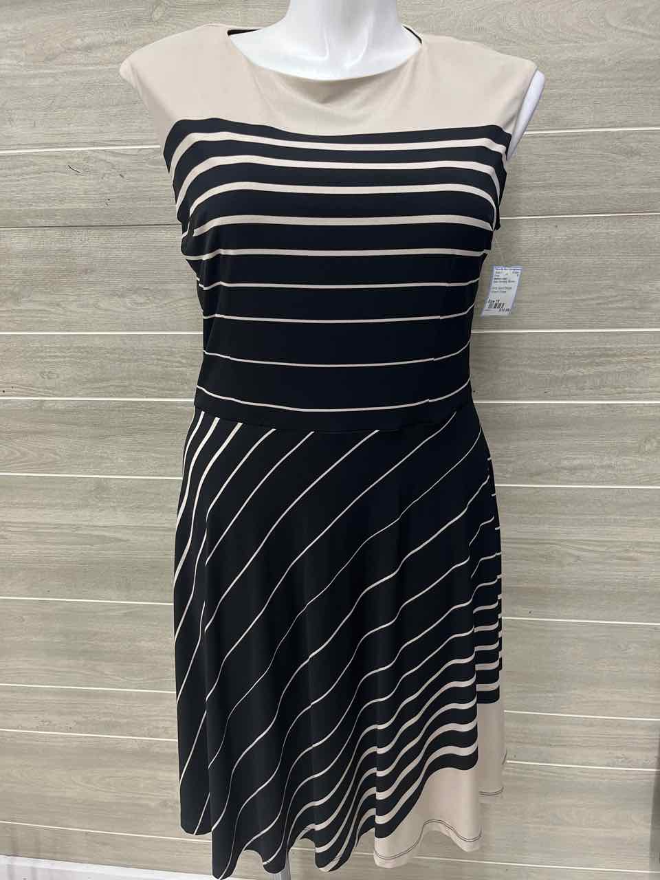Madison Leigh Size 16 Black Womens Dress