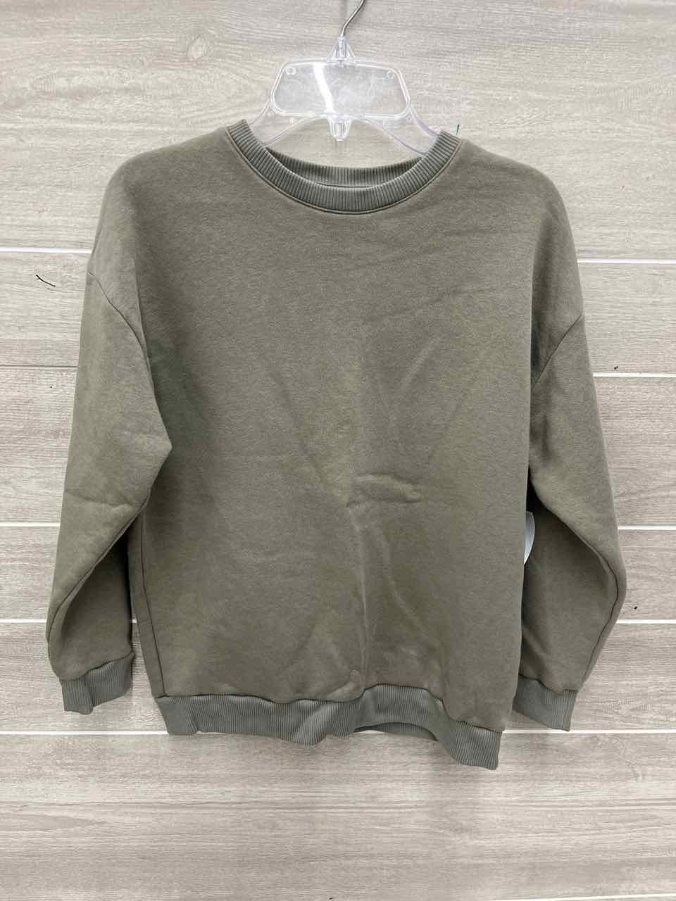 Boys Size 8 Sweatshirt