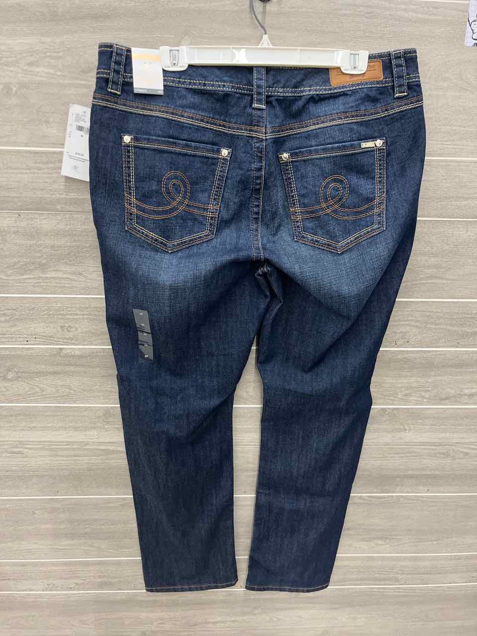 Melissa McCarthy SEVEN Size 18W Blue Plus Jeans