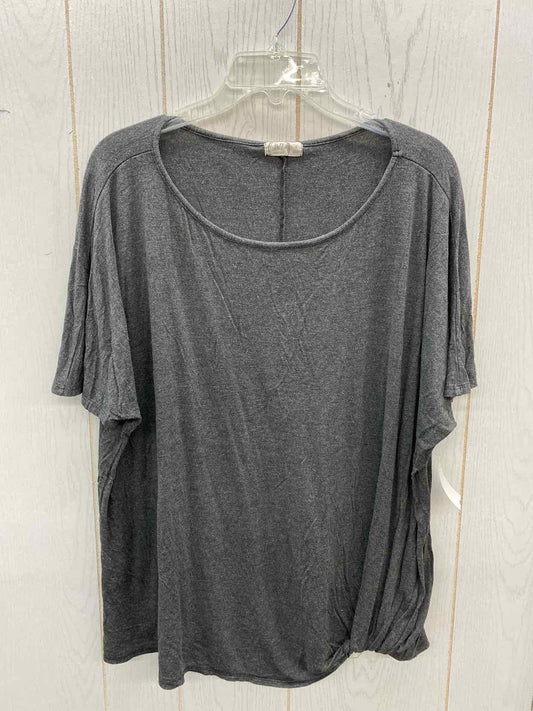 Maurices Gray Womens Size 4X Shirt