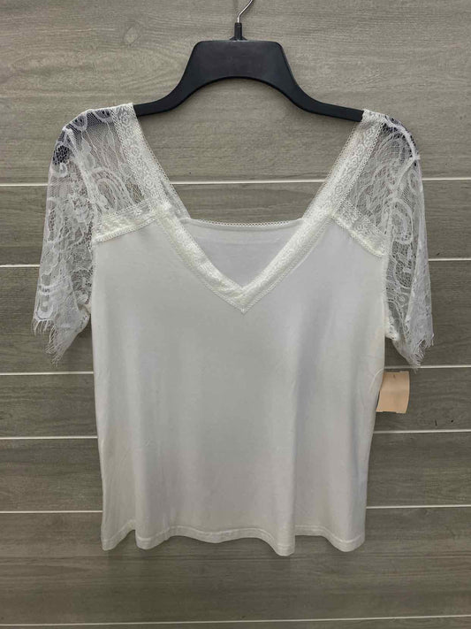 Cream Womens Size Small Shirt