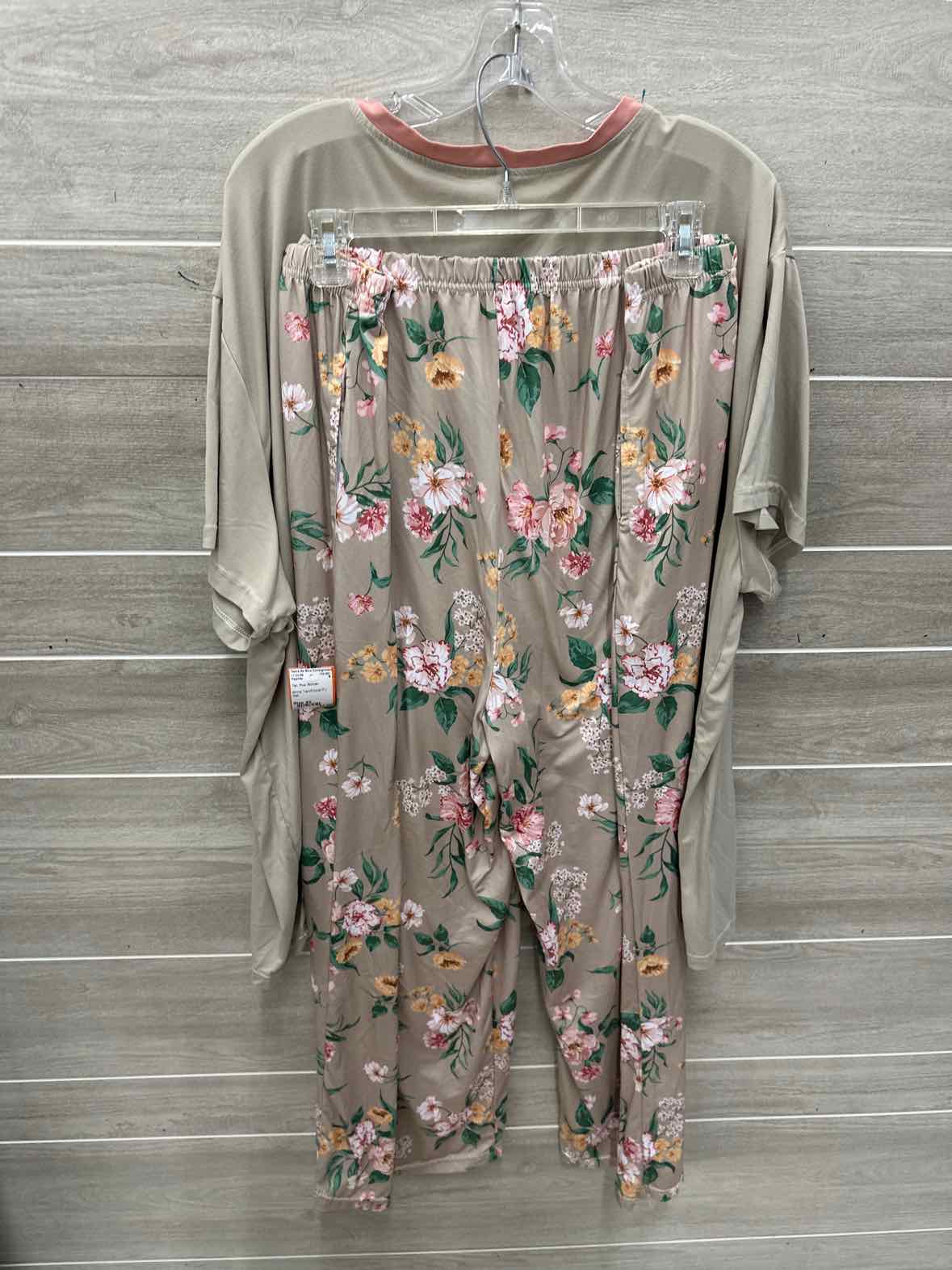 Size 4X Tan Plus Pajamas