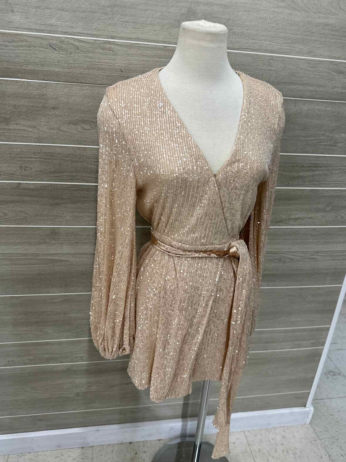 Size 6 Gold Womens Dress