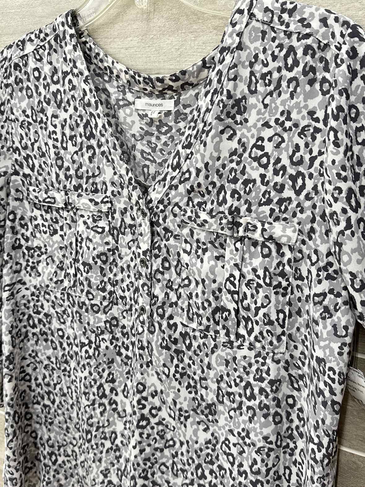 Maurices Gray Womens Women Size M Shirt