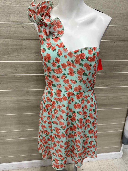 Size 6/8 Green Womens Dress