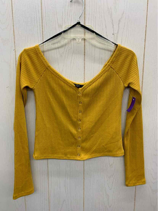 Forever 21 Mustard Junior Size L Shirt